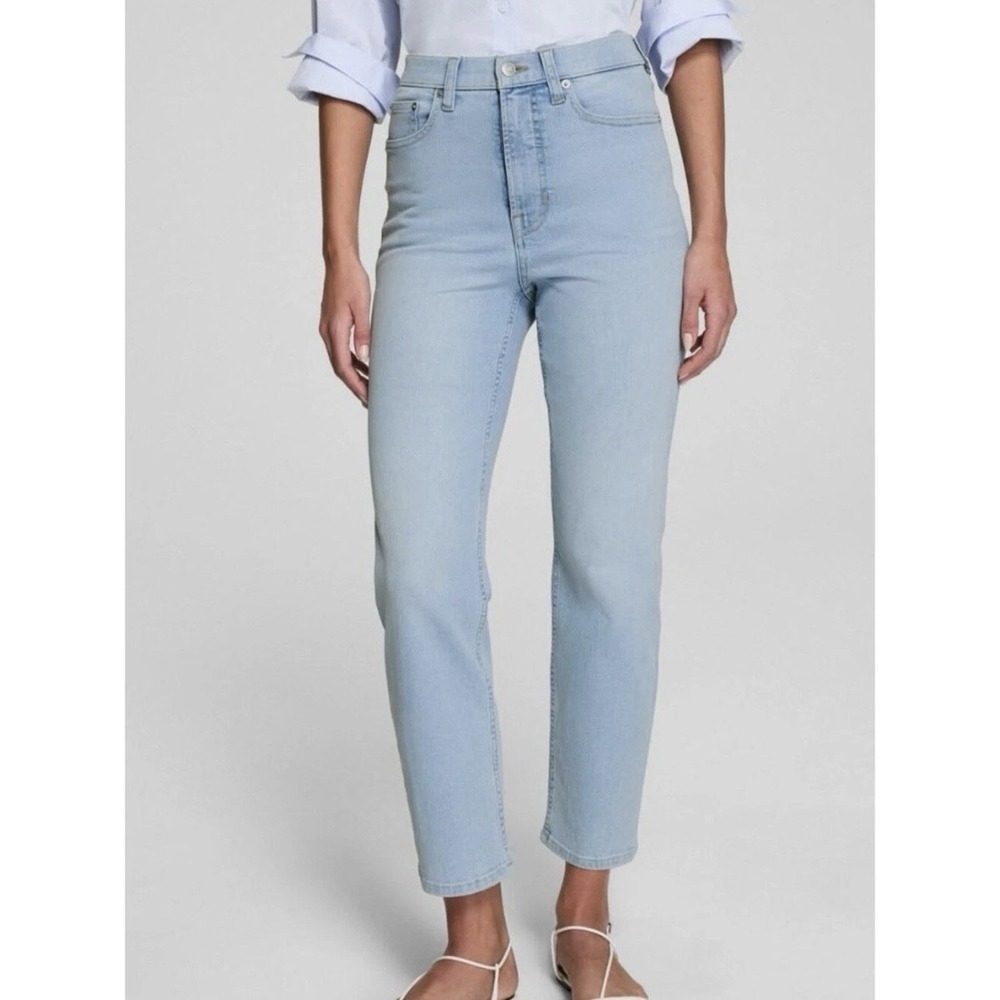 NWT SPANX SPANXsculpt Fitsense Slim Straight Jeans Women's 6 Light Turner Wash